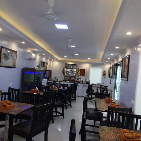 Angel Residency Hotel Grander Noida Exterior foto