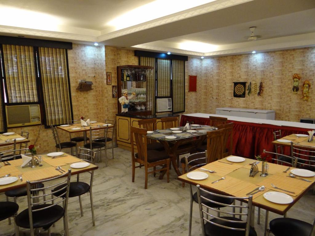 Angel Residency Hotel Grander Noida Exterior foto