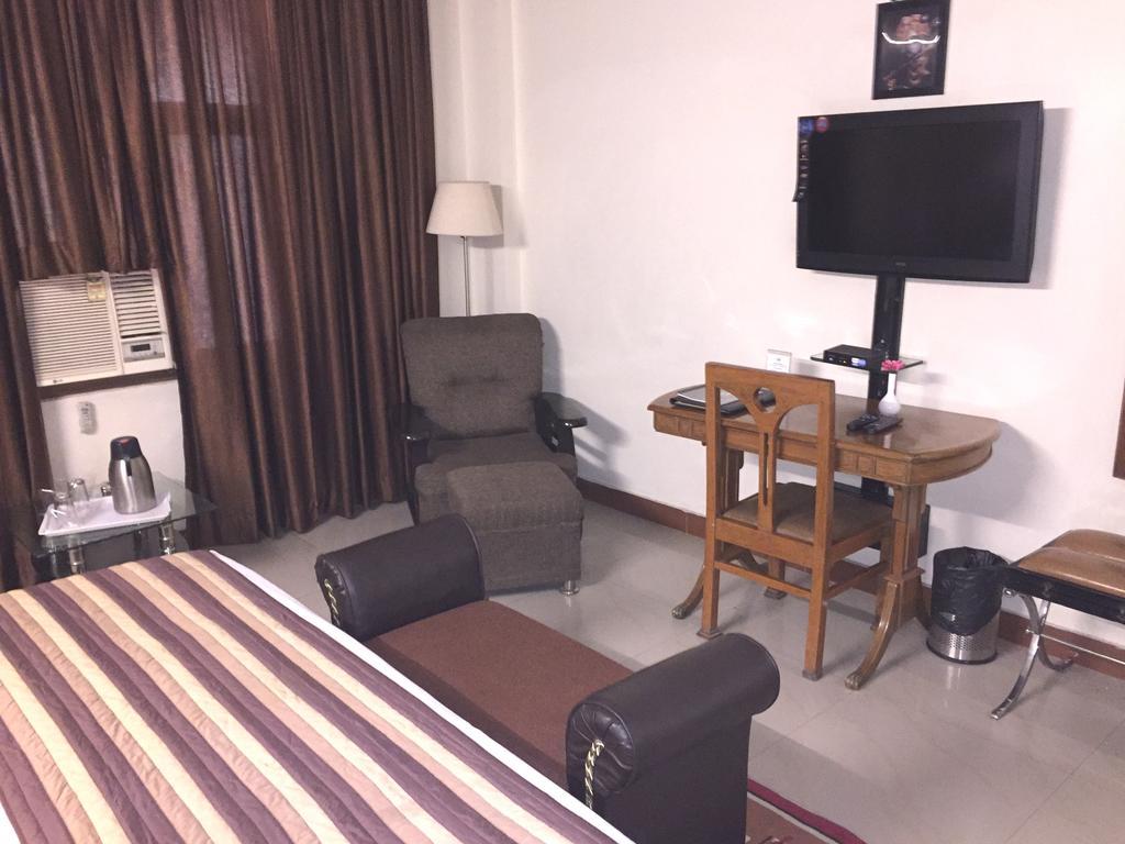 Angel Residency Hotel Grander Noida Exterior foto