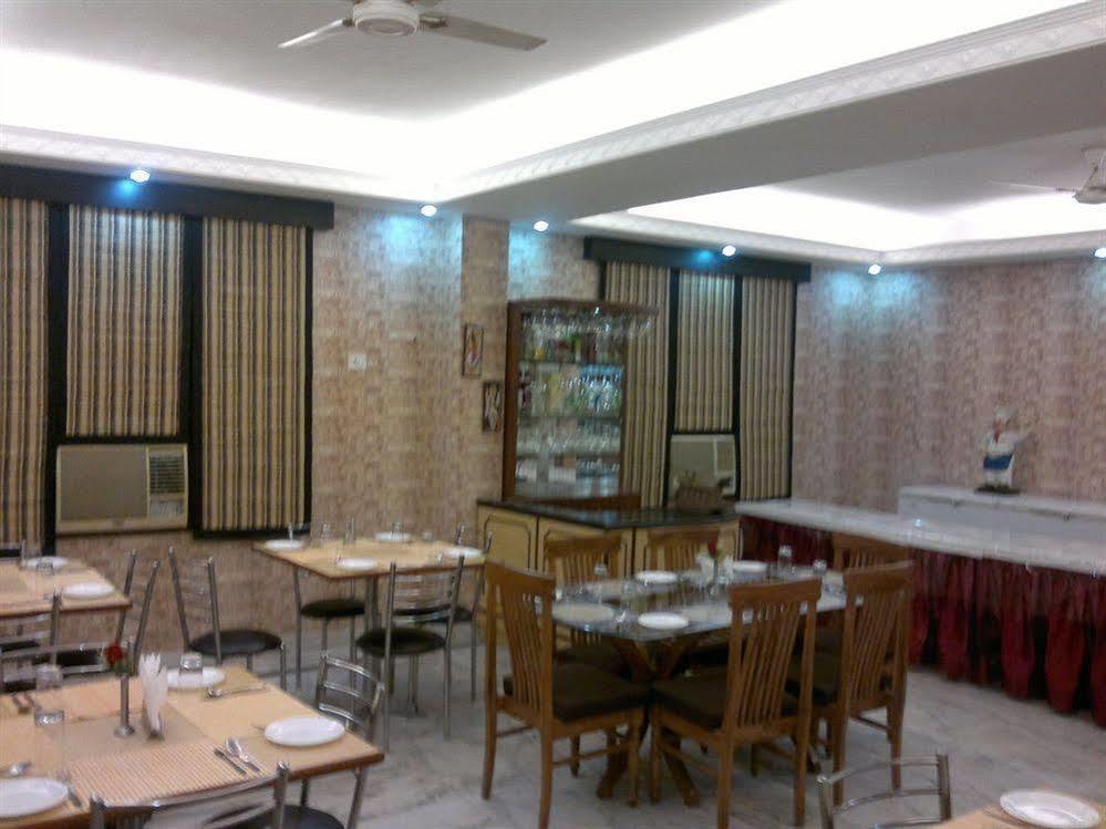 Angel Residency Hotel Grander Noida Exterior foto